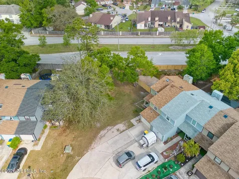 11477 Ft Caroline Lakes Drive N Jacksonville FL 32225