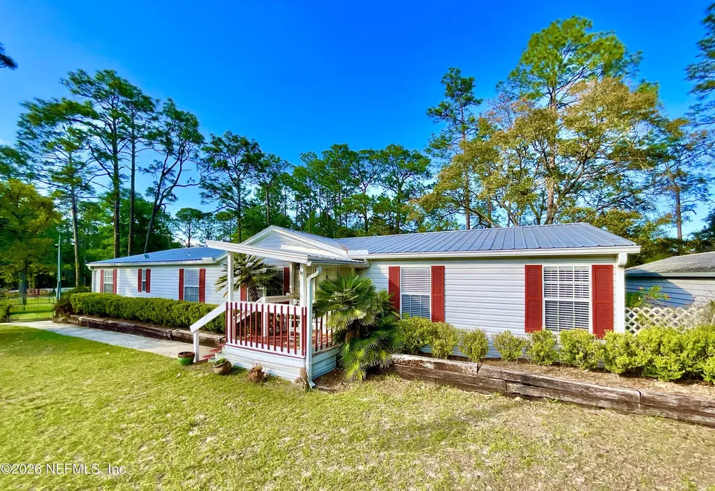 129 Crystal Lake Drive Melrose FL 32666