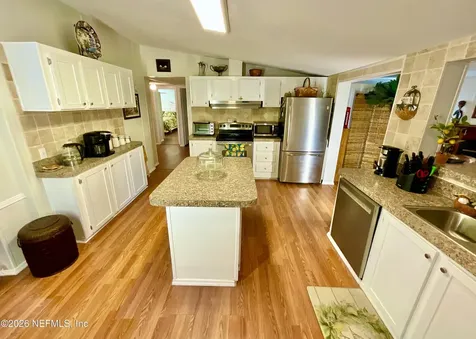 129 Crystal Lake Drive Melrose FL 32666