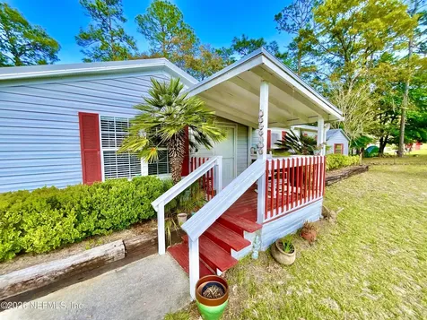 129 Crystal Lake Drive Melrose FL 32666