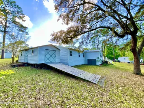 129 Crystal Lake Drive Melrose FL 32666
