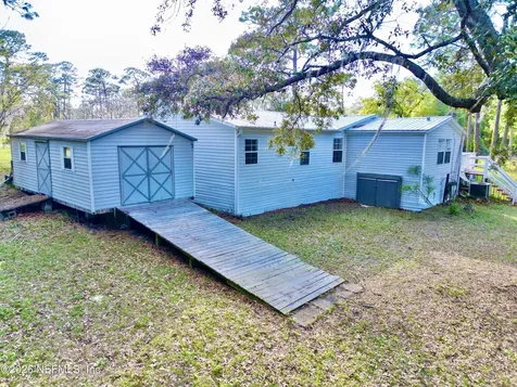 129 Crystal Lake Drive Melrose FL 32666