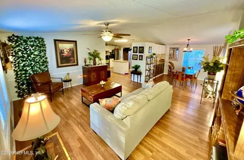 129 Crystal Lake Drive Melrose FL 32666