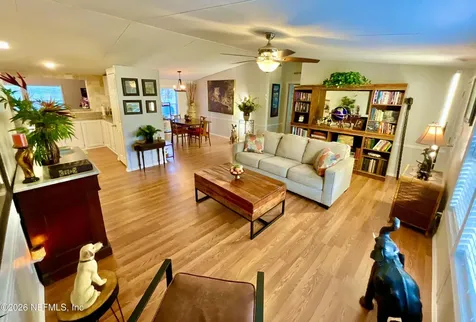 129 Crystal Lake Drive Melrose FL 32666