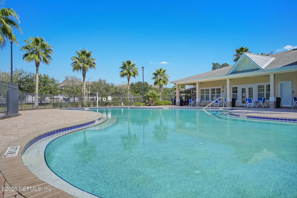 8215 Green Parrot Road Jacksonville FL 32256