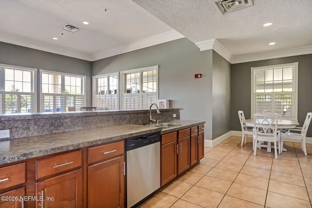 8215 Green Parrot Road Jacksonville FL 32256