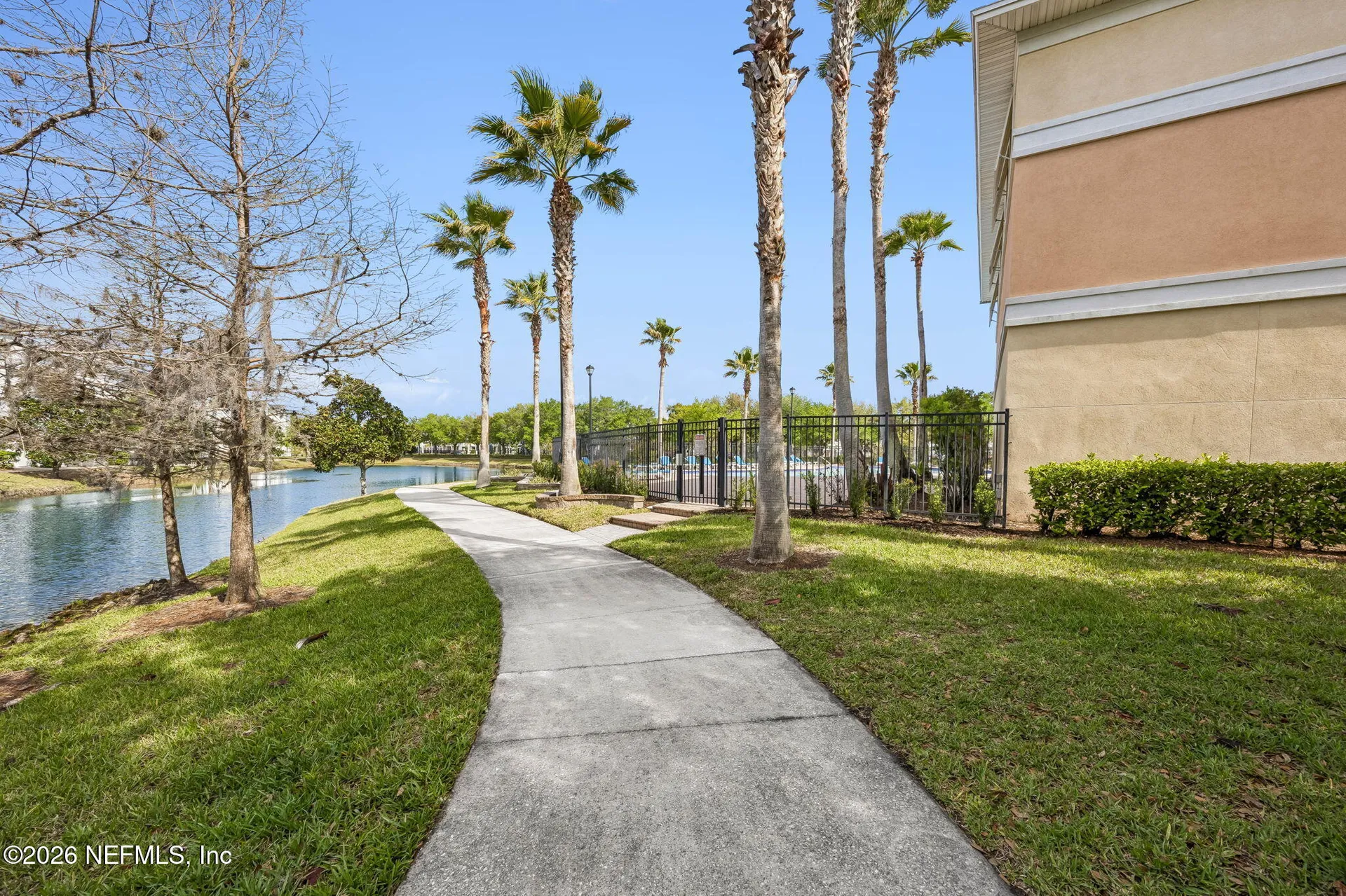 8215 Green Parrot Road Jacksonville FL 32256