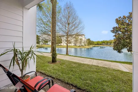 8215 Green Parrot Road Jacksonville FL 32256