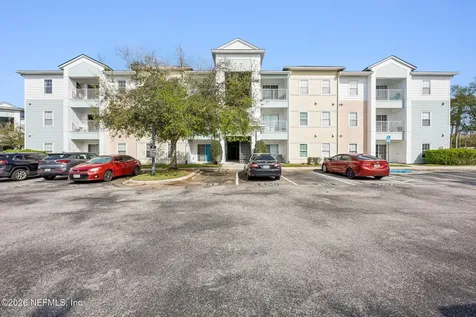 8215 Green Parrot Road Jacksonville FL 32256