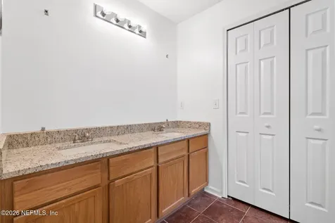 2005 Hunters Trace Circle Middleburg FL 32068