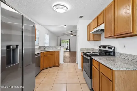 2005 Hunters Trace Circle Middleburg FL 32068