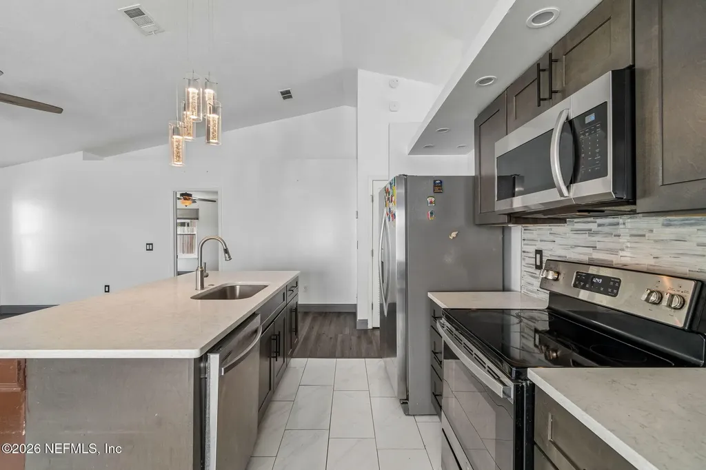 4173 Davie Court Jacksonville FL 32210