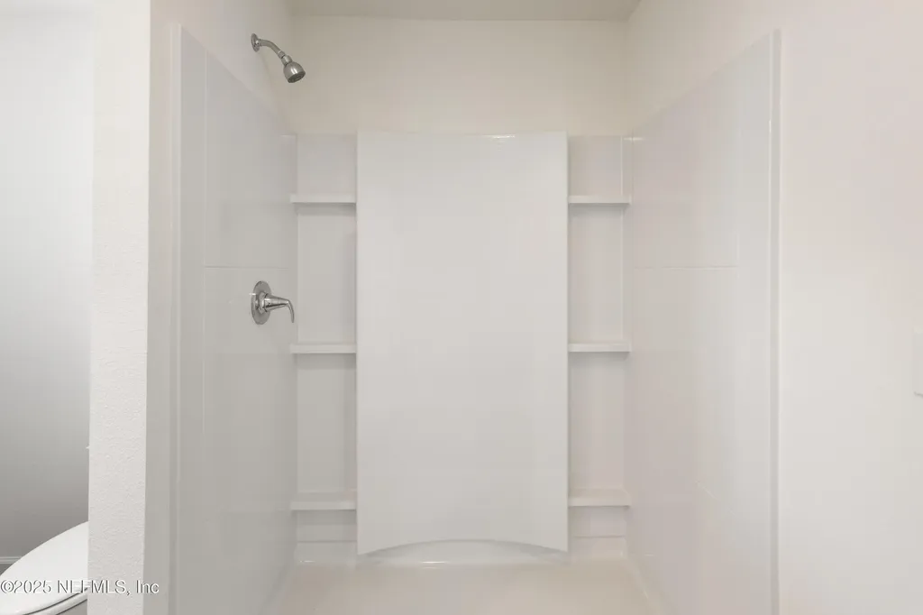 10413 Greystone Drive Glen St. Mary FL 32040