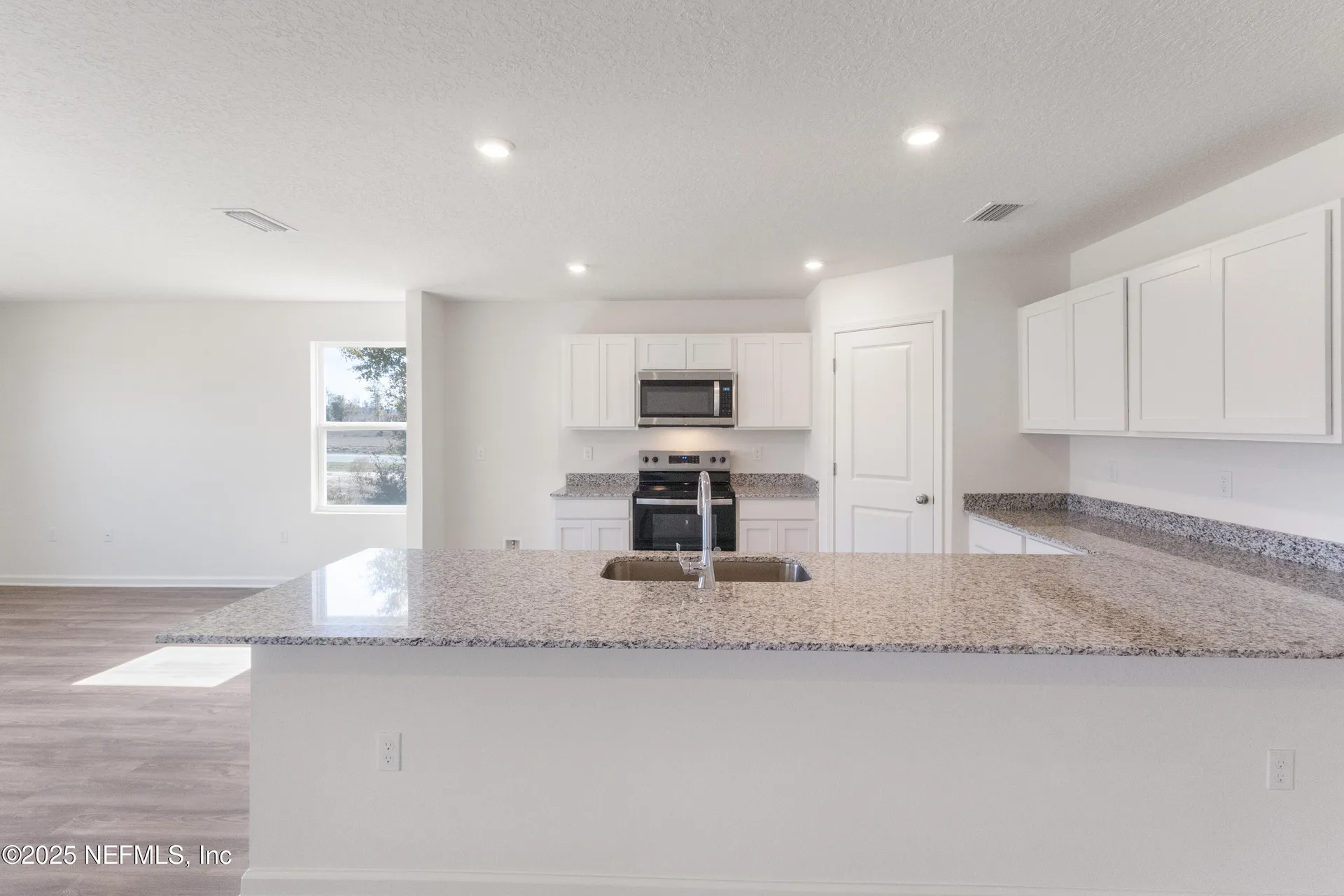 10413 Greystone Drive Glen St. Mary FL 32040