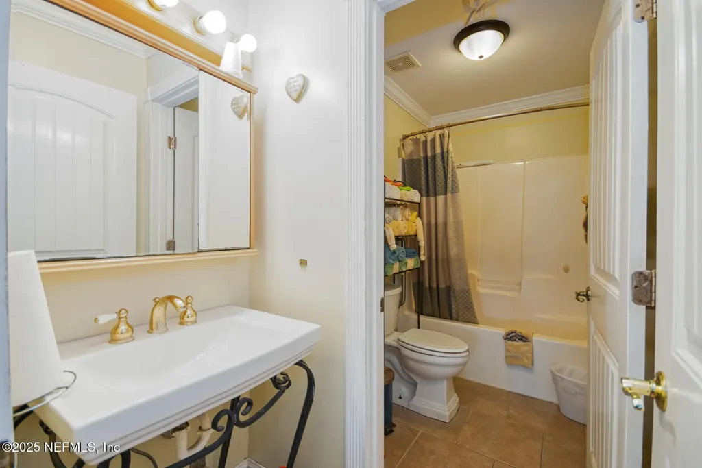 3704 NE Rocky Ford Road Madison FL 32340