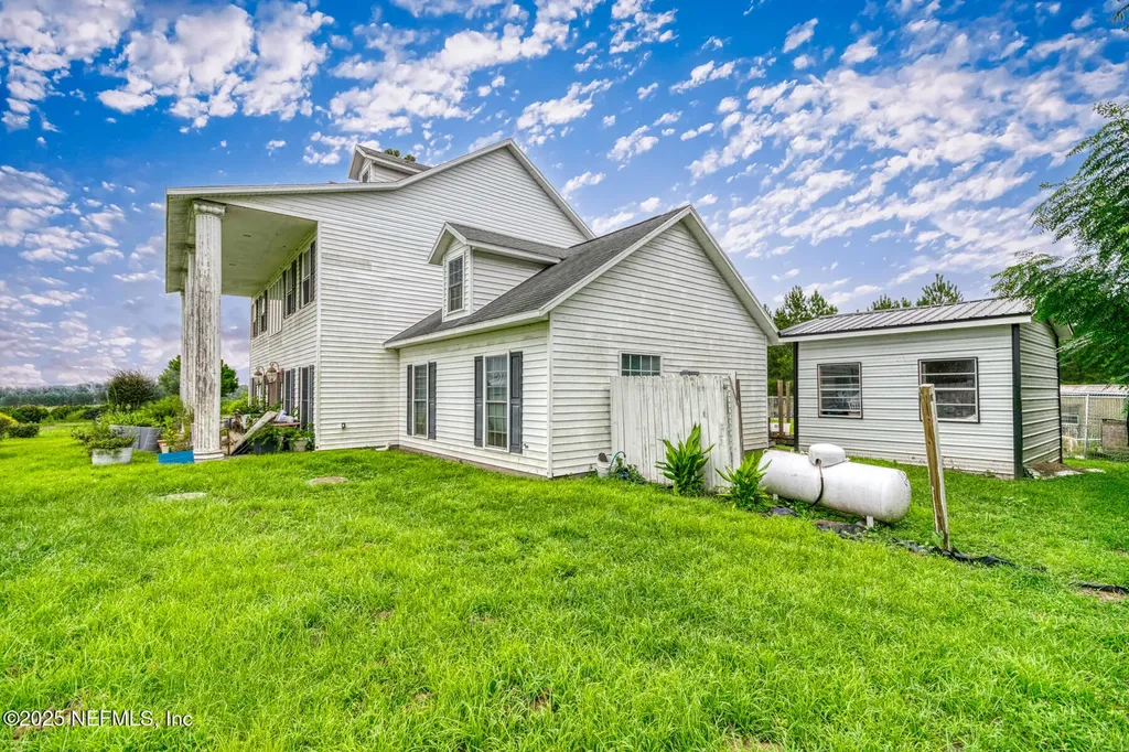 3704 NE Rocky Ford Road Madison FL 32340