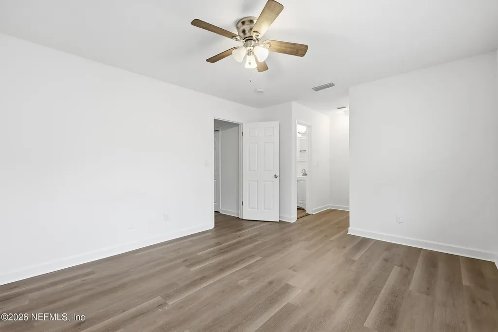 8201 Sutton Place N Jacksonville FL 32217