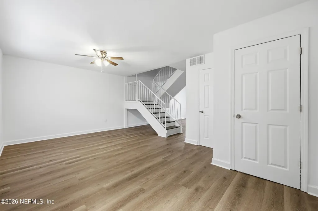 8201 Sutton Place N Jacksonville FL 32217
