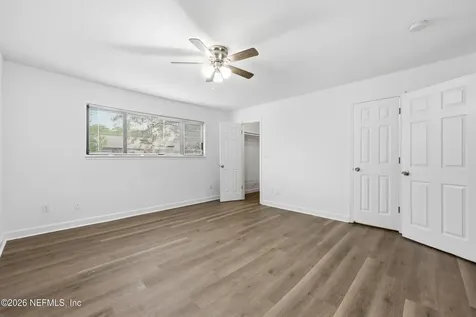 8201 Sutton Place N Jacksonville FL 32217