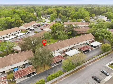 8201 Sutton Place N Jacksonville FL 32217
