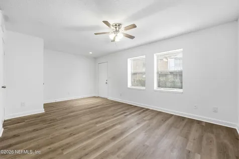 8201 Sutton Place N Jacksonville FL 32217