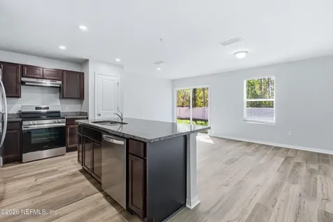 7638 Mailes Court Jacksonville FL 32210