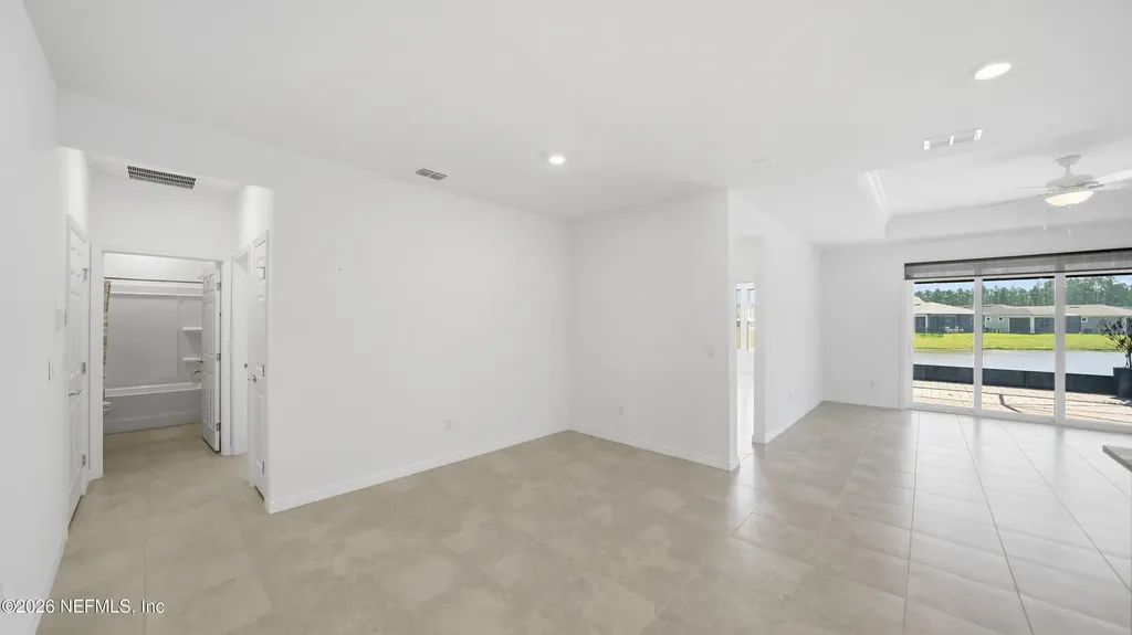 293 Continuum Loop Yulee FL 32097
