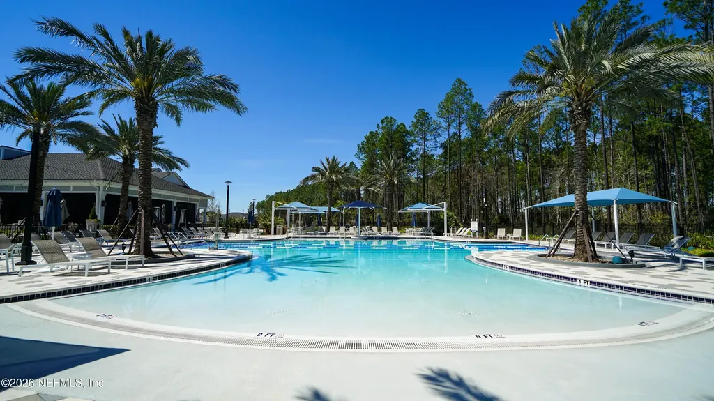 293 Continuum Loop Yulee FL 32097