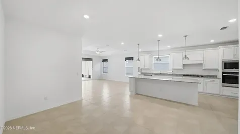 293 Continuum Loop Yulee FL 32097