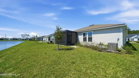 293 Continuum Loop Yulee FL 32097