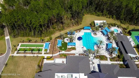 293 Continuum Loop Yulee FL 32097