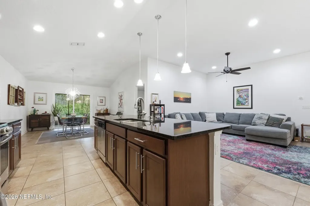 90 Vestavia Court Jacksonville FL 32081