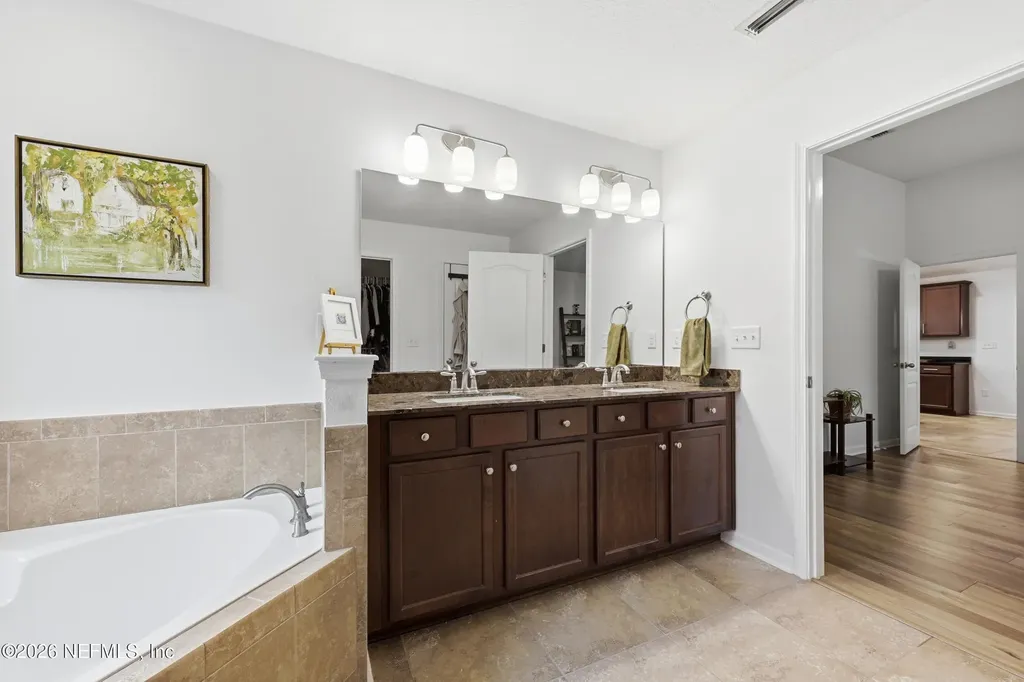 90 Vestavia Court Jacksonville FL 32081