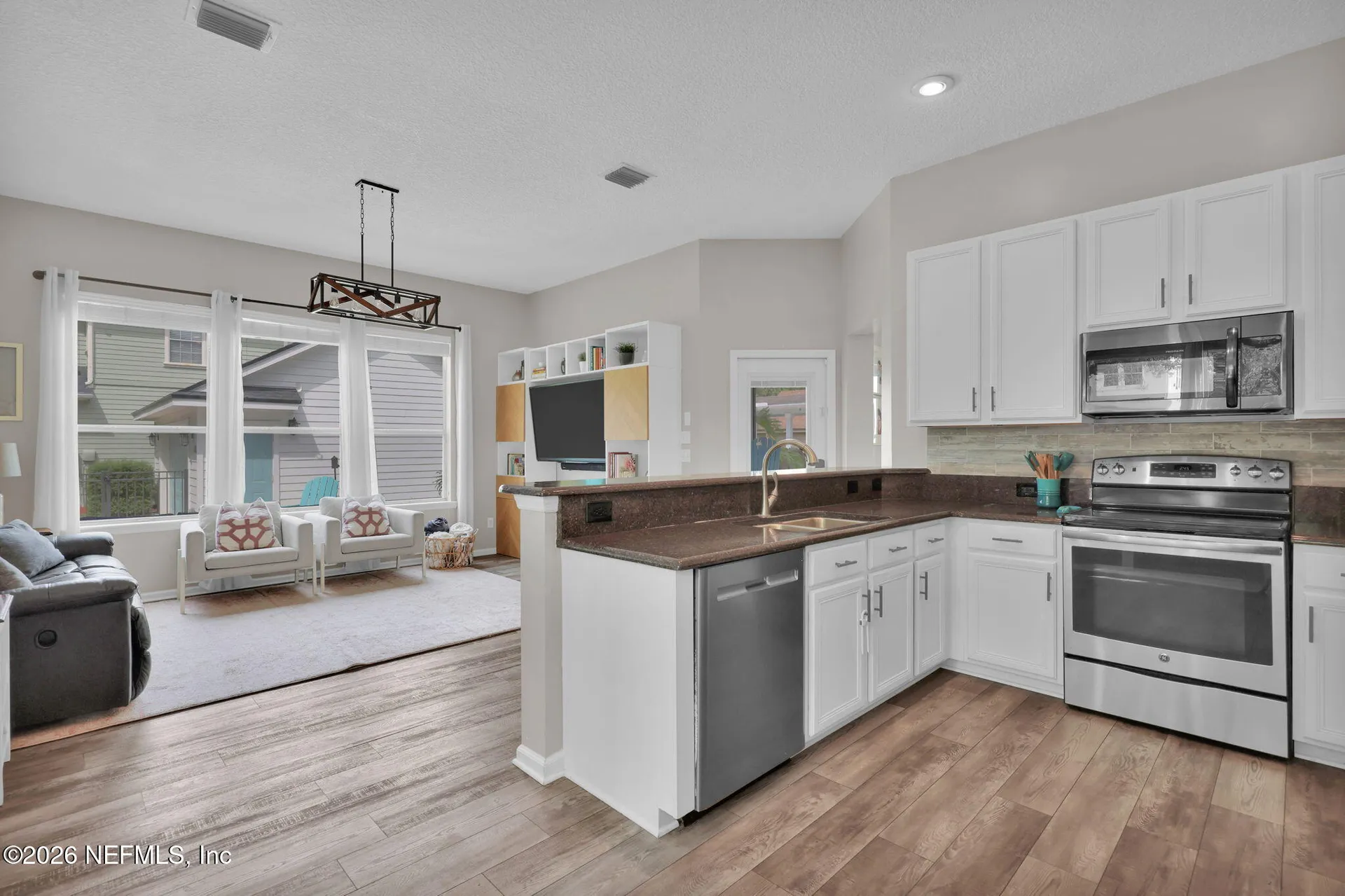7933 Joshua Tree Lane Jacksonville FL 32256