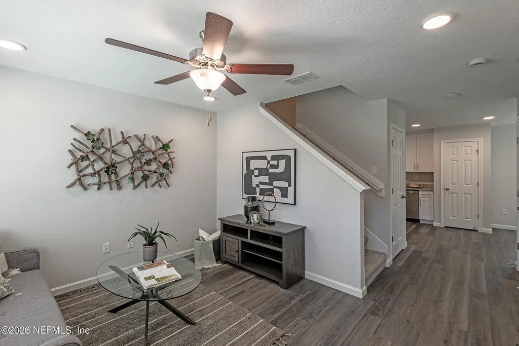 4135 Collins Road Jacksonville FL 32244