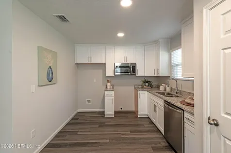 4135 Collins Road Jacksonville FL 32244
