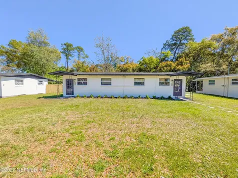 1621 Brookview Drive S Jacksonville FL 32246