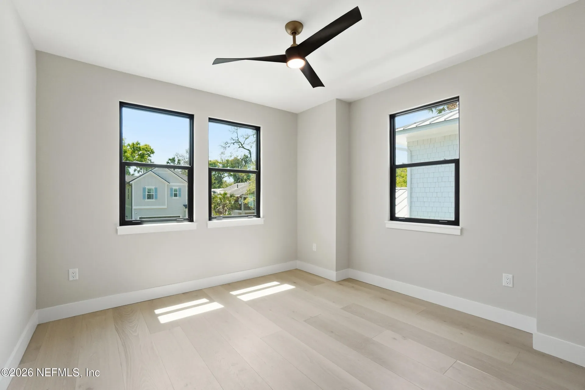 371 9th Street Atlantic Beach FL 32233