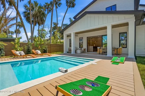 371 9th Street Atlantic Beach FL 32233