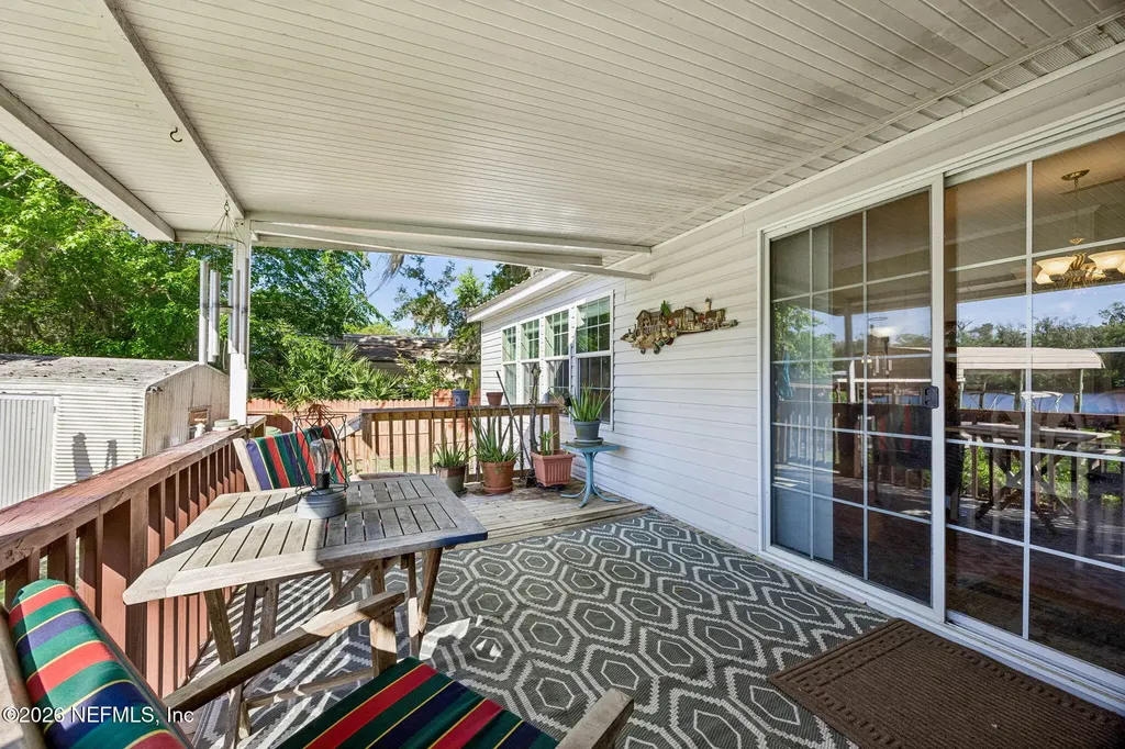 334 Paradise Circle Satsuma FL 32189
