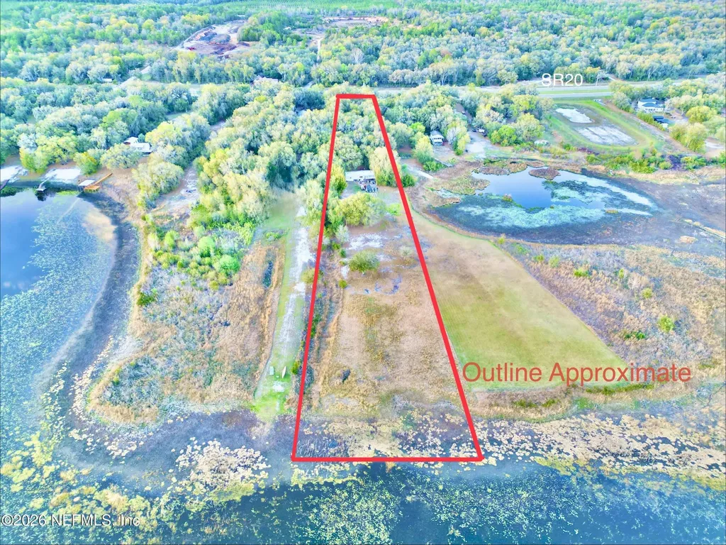 1837 State Road 20 Hawthorne FL 32640