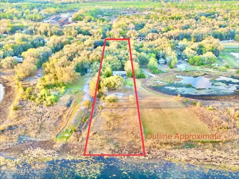 1837 State Road 20 Hawthorne FL 32640