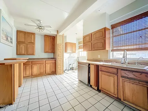7702 N North Shore Drive Jacksonville FL 32208