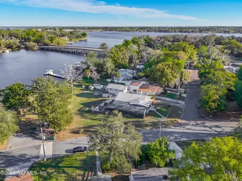 7702 N North Shore Drive Jacksonville FL 32208