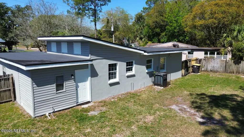 1865 Vista Avenue Jacksonville FL 32210
