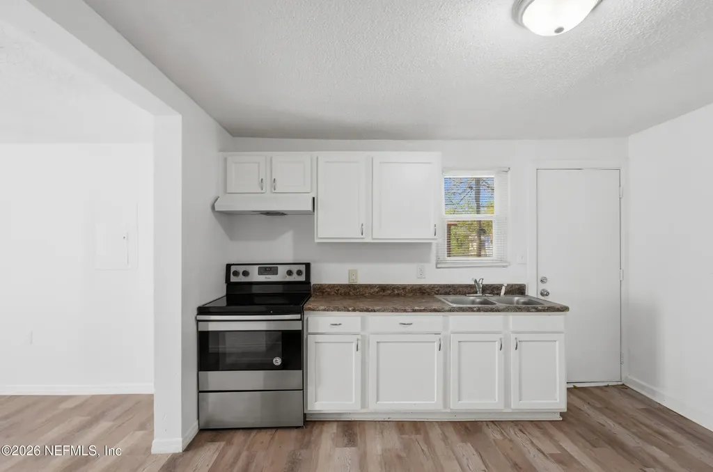 859 28th Street Jacksonville FL 32209