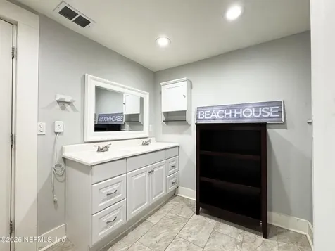 2745 Gilmore Street Jacksonville FL 32205