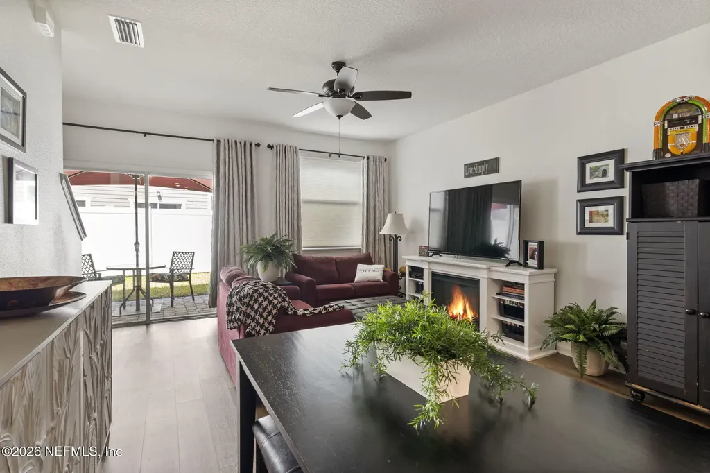 6211 Ryegrass Street Jacksonville FL 32258