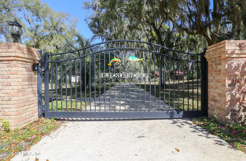 524 Cedar Creek Road Palatka FL 32177
