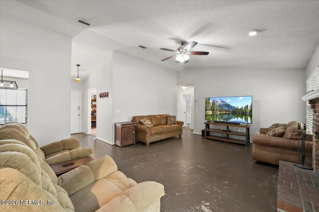 14724 Cape Drive E Jacksonville FL 32226